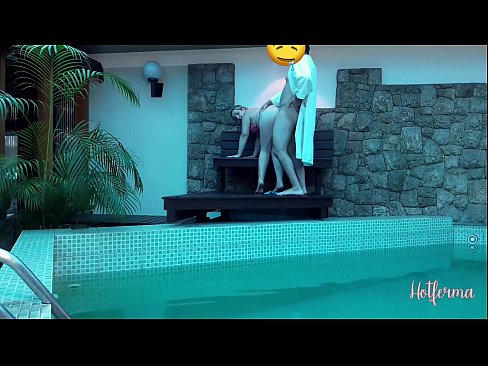 ❤️ O xefe invita a criada á piscina, pero non puido resistirse a un quente Putas en % gl.elitemangas.top %